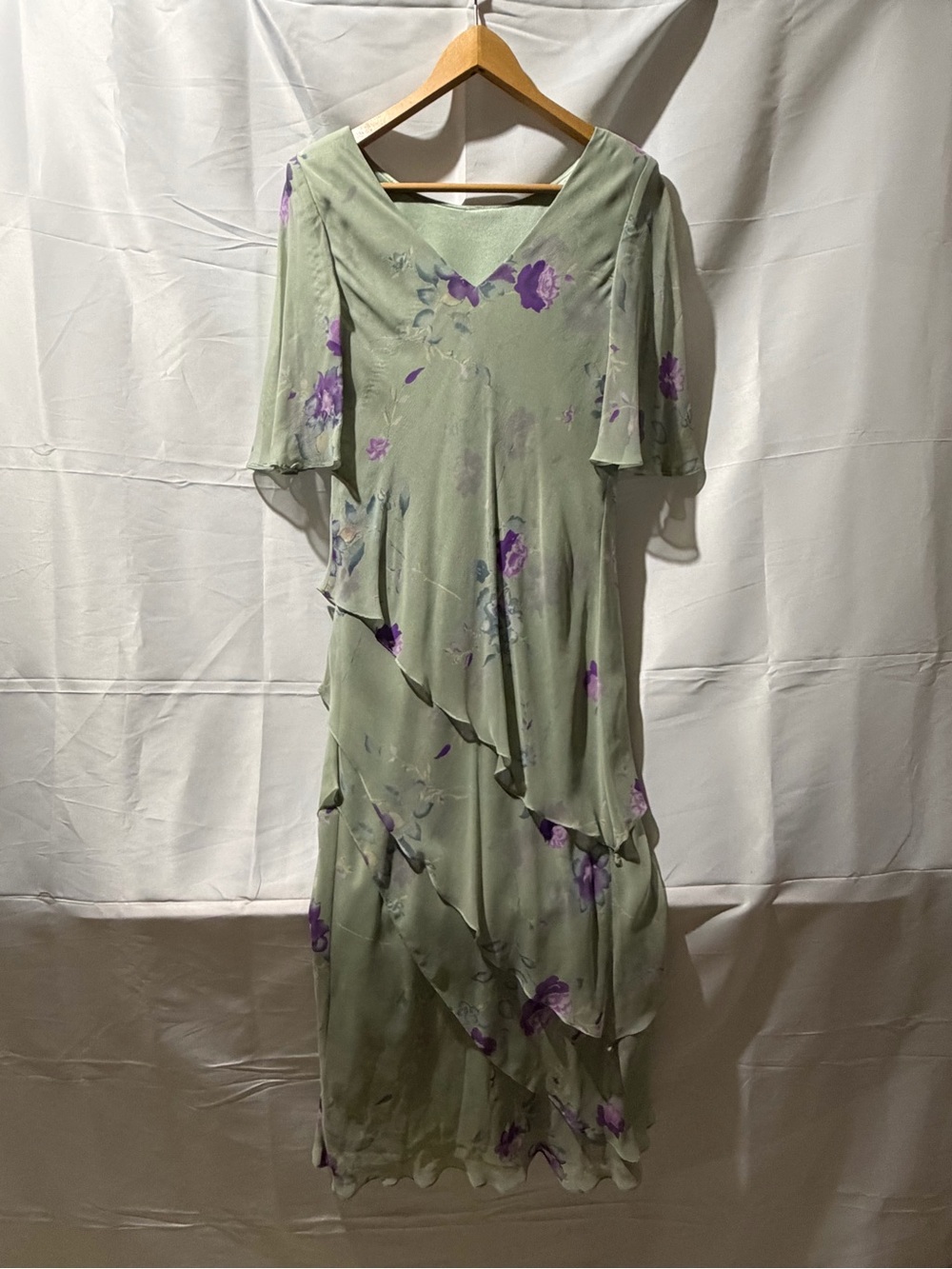 Cattiva New York Sage Green 100% Silk Floral Dress w/ Swavorski Crystals